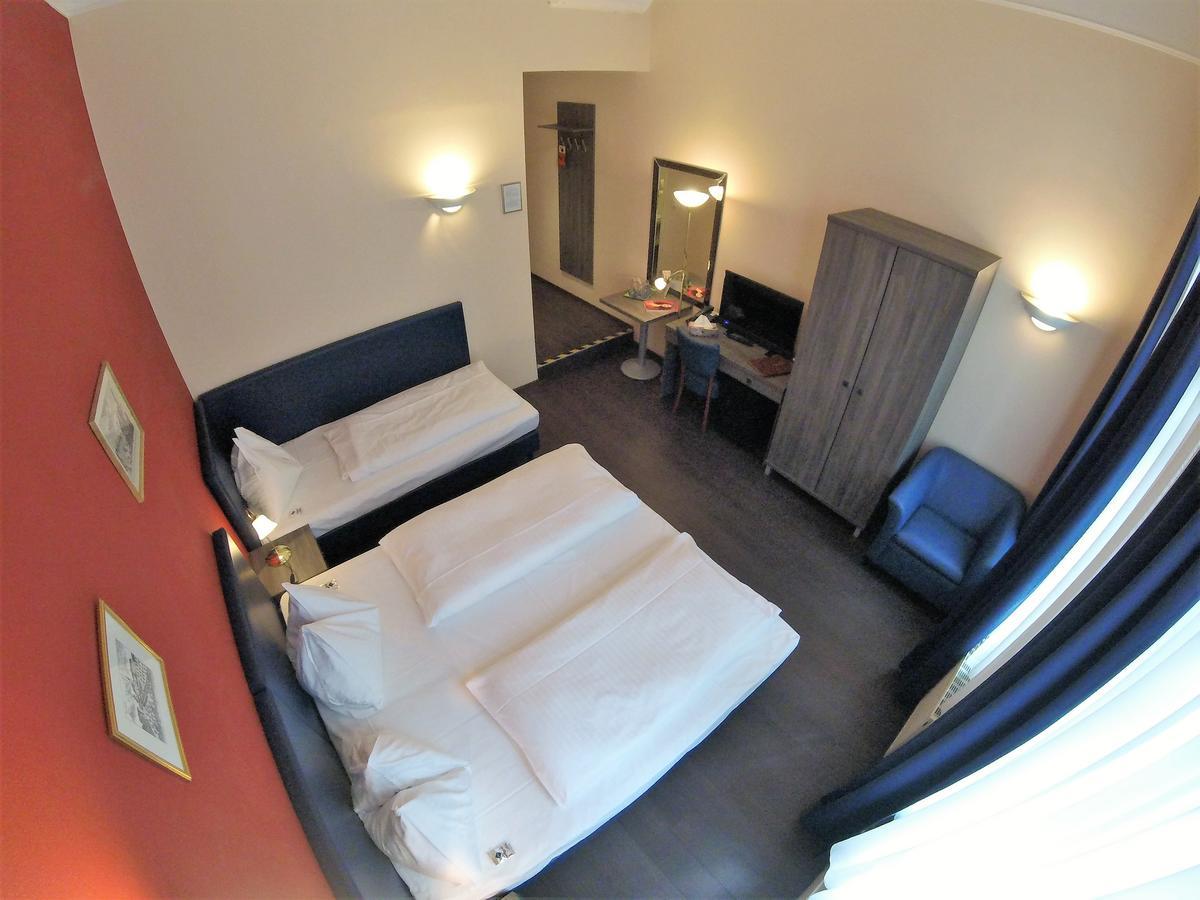 Hotel Pension Excellence Viena Exterior foto
